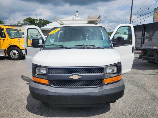 Picture of 2008 Chevrolet 2500 Cargo Van, Delivery, Utility, Service, Plumber, Electrical, Construction, Handyman, Roof Rack, GM LY2
