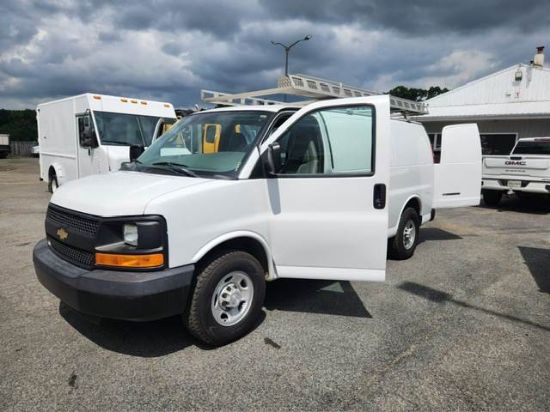 Picture of 2008 Chevrolet 2500 Cargo Van, Delivery, Utility, Service, Plumber, Electrical, Construction, Handyman, Roof Rack, GM LY2
