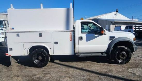 Picture of 2010 Ford F-450 Mechanic / Service Truck, Plumber, Work, Construction, Handyman, Electrician, Box Truck, Gasoline Delivery, Work, 9FT Bed, Utility Ford