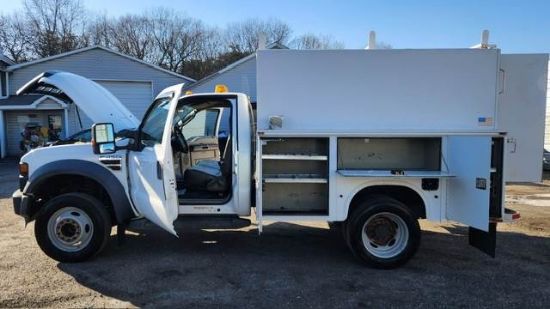Picture of 2010 Ford F-450 Mechanic / Service Truck, Plumber, Work, Construction, Handyman, Electrician, Box Truck, Gasoline Delivery, Work, 9FT Bed, Utility Ford