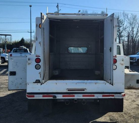 Picture of 2010 Ford F-450 Mechanic / Service Truck, Plumber, Work, Construction, Handyman, Electrician, Box Truck, Gasoline Delivery, Work, 9FT Bed, Utility Ford