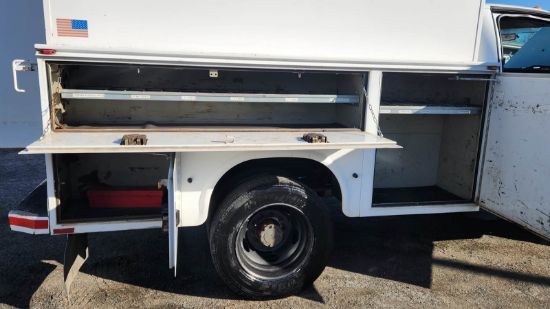 Picture of 2010 Ford F-450 Mechanic / Service Truck, Plumber, Work, Construction, Handyman, Electrician, Box Truck, Gasoline Delivery, Work, 9FT Bed, Utility Ford