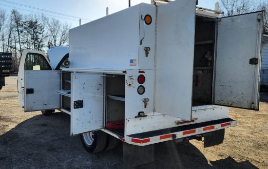 Picture of 2010 Ford F-450 Mechanic / Service Truck, Plumber, Work, Construction, Handyman, Electrician, Box Truck, Gasoline Delivery, Work, 9FT Bed, Utility Ford