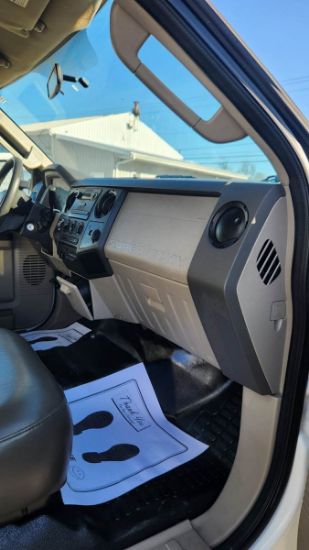 Picture of 2010 Ford F-450 Mechanic / Service Truck, Plumber, Work, Construction, Handyman, Electrician, Box Truck, Gasoline Delivery, Work, 9FT Bed, Utility Ford