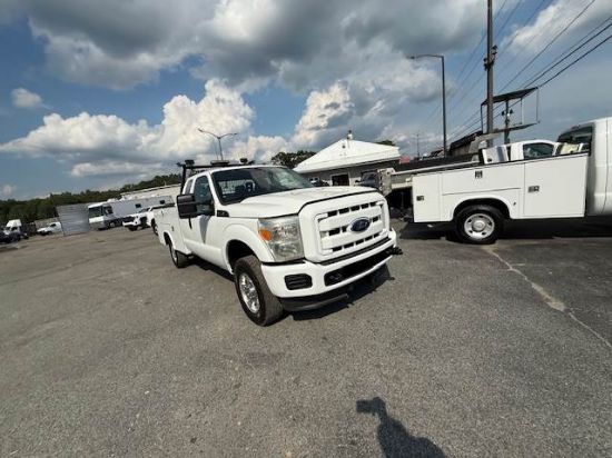 Picture of 2011 Ford F-350 Extended Cab Mechanic / Service Truck, 4x4, Tow Hitch, Reading Bed, Utility, Diesel, Low Miles, Construction, Handyman Ford V-Shaped