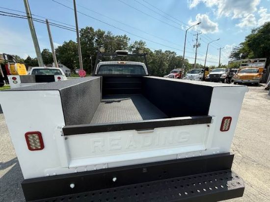 Picture of 2011 Ford F-350 Extended Cab Mechanic / Service Truck, 4x4, Tow Hitch, Reading Bed, Utility, Diesel, Low Miles, Construction, Handyman Ford V-Shaped