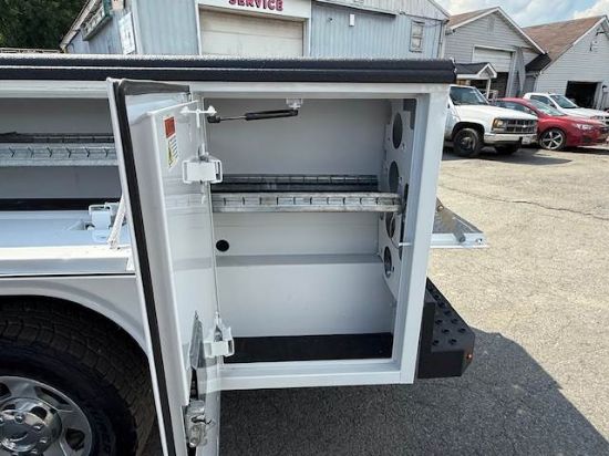 Picture of 2011 Ford F-350 Extended Cab Mechanic / Service Truck, 4x4, Tow Hitch, Reading Bed, Utility, Diesel, Low Miles, Construction, Handyman Ford V-Shaped