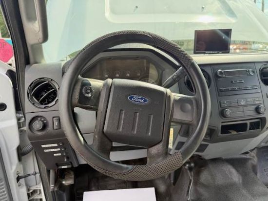 Picture of 2011 Ford F-350 Extended Cab Mechanic / Service Truck, 4x4, Tow Hitch, Reading Bed, Utility, Diesel, Low Miles, Construction, Handyman Ford V-Shaped