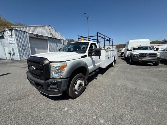 Picture of 2011 Ford F-550 Mechanic / Service Truck, Contractor, Gasoline, Handyman, Plumber, Electrical, Utility, Work Truck Ford V-Shaped
