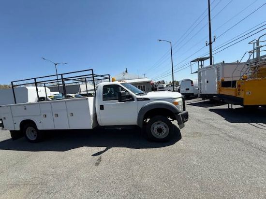 Picture of 2011 Ford F-550 Mechanic / Service Truck, Contractor, Gasoline, Handyman, Plumber, Electrical, Utility, Work Truck Ford V-Shaped