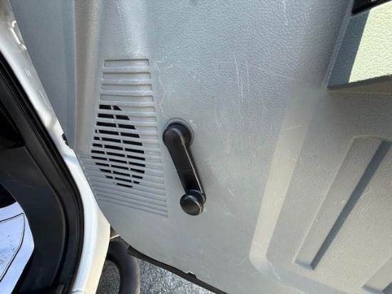 Picture of 2011 Ford F-550 Mechanic / Service Truck, Contractor, Gasoline, Handyman, Plumber, Electrical, Utility, Work Truck Ford V-Shaped