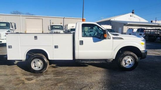 Picture of 2013 Ford F-350 XL Mechanic / Service Truck, 4x4, XL, Work, Construction, Handyman, Plumber, 8FT KNAPHEIDE BED, CREW CAB, Smart Hitch, Gas Ford V-Shaped