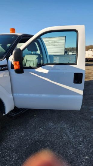 Picture of 2013 Ford F-350 XL Mechanic / Service Truck, 4x4, XL, Work, Construction, Handyman, Plumber, 8FT KNAPHEIDE BED, CREW CAB, Smart Hitch, Gas Ford V-Shaped