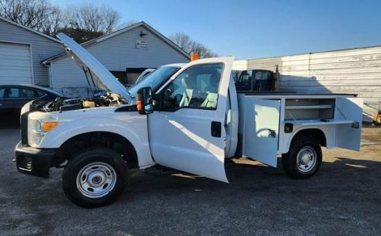 Picture of 2013 Ford F-350 XL Mechanic / Service Truck, 4x4, XL, Work, Construction, Handyman, Plumber, 8FT KNAPHEIDE BED, CREW CAB, Smart Hitch, Gas Ford V-Shaped