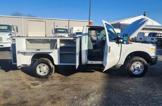 Picture of 2013 Ford F-350 XL Mechanic / Service Truck, 4x4, XL, Work, Construction, Handyman, Plumber, 8FT KNAPHEIDE BED, CREW CAB, Smart Hitch, Gas Ford V-Shaped