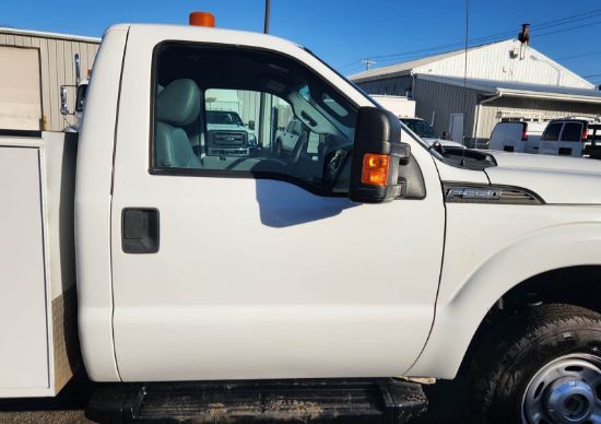 Picture of 2013 Ford F-350 XL Mechanic / Service Truck, 4x4, XL, Work, Construction, Handyman, Plumber, 8FT KNAPHEIDE BED, CREW CAB, Smart Hitch, Gas Ford V-Shaped