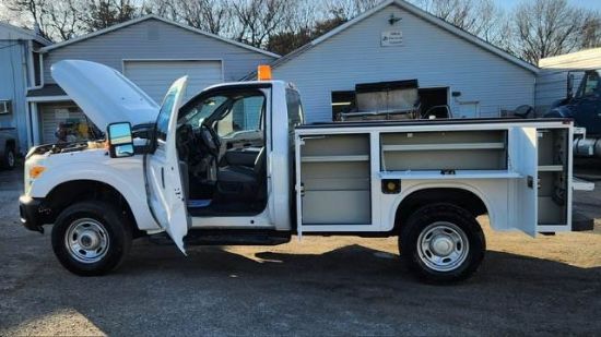 Picture of 2013 Ford F-350 XL Mechanic / Service Truck, 4x4, XL, Work, Construction, Handyman, Plumber, 8FT KNAPHEIDE BED, CREW CAB, Smart Hitch, Gas Ford V-Shaped