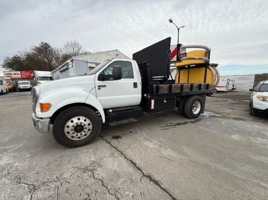 Picture of 2015 Ford F-650 Attenuator Truck, SCORPION, ATTENUATOR TMA (Truck Mounted Attenuator), Trafix Devices, Highway Work, Crash, Under CDL Ford V-Shaped