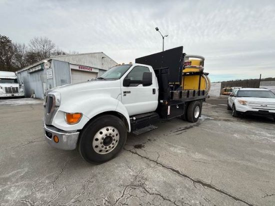 Picture of 2015 Ford F-650 Attenuator Truck, SCORPION, ATTENUATOR TMA (Truck Mounted Attenuator), Trafix Devices, Highway Work, Crash, Under CDL Ford V-Shaped