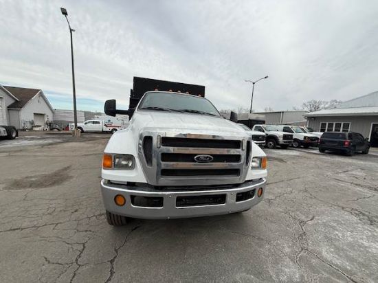 Picture of 2015 Ford F-650 Attenuator Truck, SCORPION, ATTENUATOR TMA (Truck Mounted Attenuator), Trafix Devices, Highway Work, Crash, Under CDL Ford V-Shaped