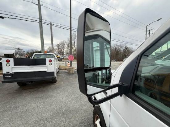 Picture of 2016 Ford Econoline Bus,12 Children Passenger, Transporter, Mini, Rear Heat and A/C, Handicap, Seatbelts, Food Truck, Church, Van Ford V-Shaped