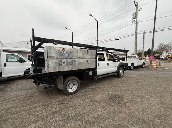 Picture of 2016 Ford F-450 Crew Cab Mechanic / Service Truck, Flatbed Handyman, Diesel, 4x4, Construction, Roofing, Roofer, Plumber, 9Ft Bed, 20FT Ladder Rack Ford V-Shaped