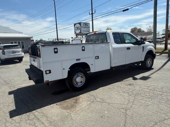 Picture of 2019 Ford F-250 Extended Cab Mechanic / Service Truck, 4x4, Gasoline, Plumber, 9FT Knapheide Bed, Electrician, Utility, 4WD , Low Miles Ford V-Shaped