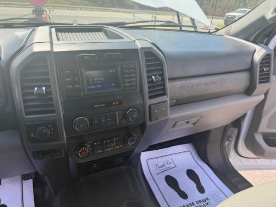 Picture of 2019 Ford F-250 Extended Cab Mechanic / Service Truck, 4x4, Gasoline, Plumber, 9FT Knapheide Bed, Electrician, Utility, 4WD , Low Miles Ford V-Shaped