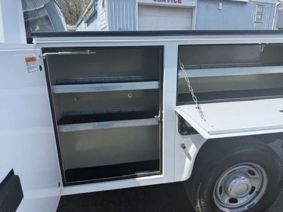 Picture of 2019 Ford F-250 Extended Cab Mechanic / Service Truck, 4x4, Gasoline, Plumber, 9FT Knapheide Bed, Electrician, Utility, 4WD , Low Miles Ford V-Shaped