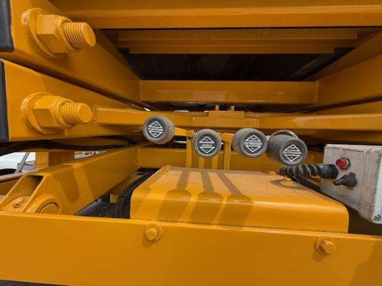 Picture of 2008 Ford F-550 XLT Boom / Bucket Truck, Lift Truck,Low Miles Service Utility Body Invertor, Outriggers Bridge Truck Boom Aerial Man Lift Scissor Lift V-Shaped