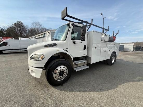 Picture of 2010 Freightliner M2 106 Mechanic / Service Truck, Boss Air Compressor, Miller Welder, Utility, Hose Reel, 12V Invertor, Construction, Roadside Mercedes-Benz MBE-900