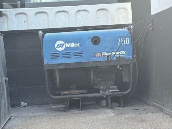 Picture of 2010 Freightliner M2 106 Mechanic / Service Truck, Boss Air Compressor, Miller Welder, Utility, Hose Reel, 12V Invertor, Construction, Roadside Mercedes-Benz MBE-900