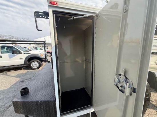 Picture of 2010 Freightliner M2 106 Mechanic / Service Truck, Boss Air Compressor, Miller Welder, Utility, Hose Reel, 12V Invertor, Construction, Roadside Mercedes-Benz MBE-900
