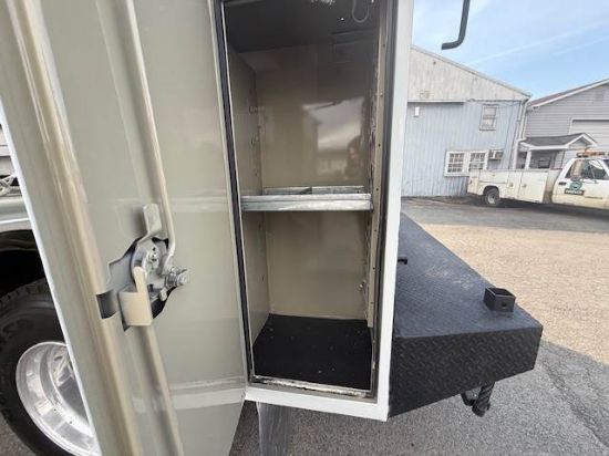 Picture of 2010 Freightliner M2 106 Mechanic / Service Truck, Boss Air Compressor, Miller Welder, Utility, Hose Reel, 12V Invertor, Construction, Roadside Mercedes-Benz MBE-900