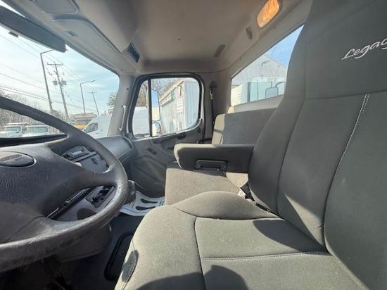 Picture of 2010 Freightliner M2 106 Mechanic / Service Truck, Boss Air Compressor, Miller Welder, Utility, Hose Reel, 12V Invertor, Construction, Roadside Mercedes-Benz MBE-900