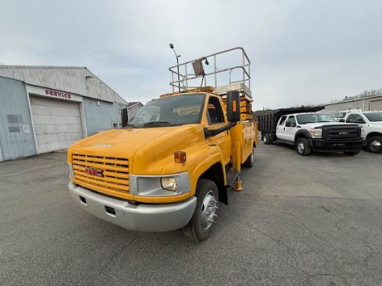 Picture of 2009 GMC C4 Boom / Bucket Truck, Lift Truck,Low Miles Service Utility Body Invertor, Outriggers Bridge Truck Boom Aerial Man Lift Scissor Lift GM LMM