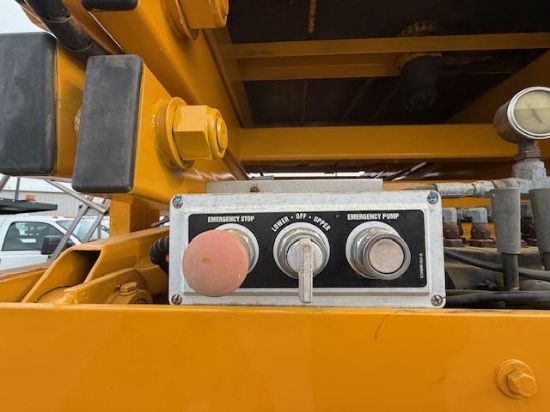 Picture of 2009 GMC C4 Boom / Bucket Truck, Lift Truck,Low Miles Service Utility Body Invertor, Outriggers Bridge Truck Boom Aerial Man Lift Scissor Lift GM LMM