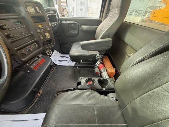 Picture of 2009 GMC C4 Boom / Bucket Truck, Lift Truck,Low Miles Service Utility Body Invertor, Outriggers Bridge Truck Boom Aerial Man Lift Scissor Lift GM LMM