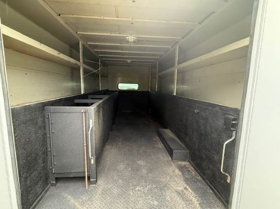 Picture of 2009 GMC C7 Mechanic / Service Truck, Enclosed Utility, Handyman, Electrician, Plumbing Truck, Diesel, Low Miles, 14ft Long, Allison, Work Truck Isuzu LF8