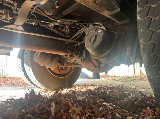 Picture of 2009 GMC C7 Mechanic / Service Truck, Enclosed Utility, Handyman, Electrician, Plumbing Truck, Diesel, Low Miles, 14ft Long, Allison, Work Truck Isuzu LF8