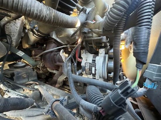 Picture of 2009 GMC C7 Mechanic / Service Truck, Enclosed Utility, Handyman, Electrician, Plumbing Truck, Diesel, Low Miles, 14ft Long, Allison, Work Truck Isuzu LF8