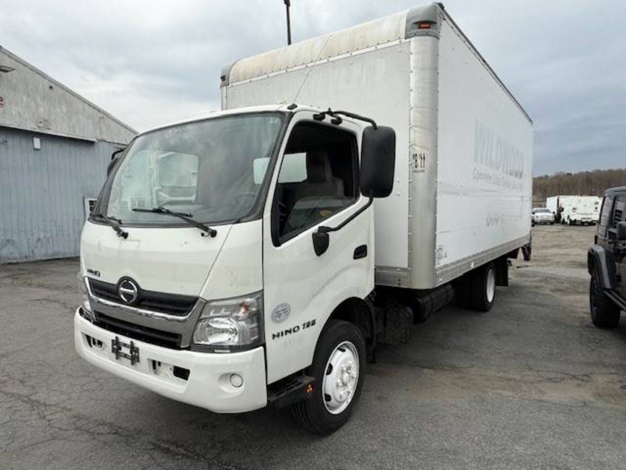 Picture of 2017 Hino XJC740 / XFC740 Box Truck - Supreme 20 FT Box Van, Liftgate, Delivery, Hauling, Storage, Dock Height J05E-TP