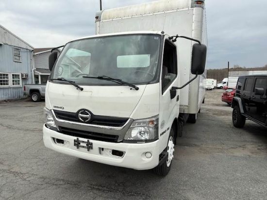 Picture of 2017 Hino XJC740 / XFC740 Box Truck - Supreme 20 FT Box Van, Liftgate, Delivery, Hauling, Storage, Dock Height J05E-TP