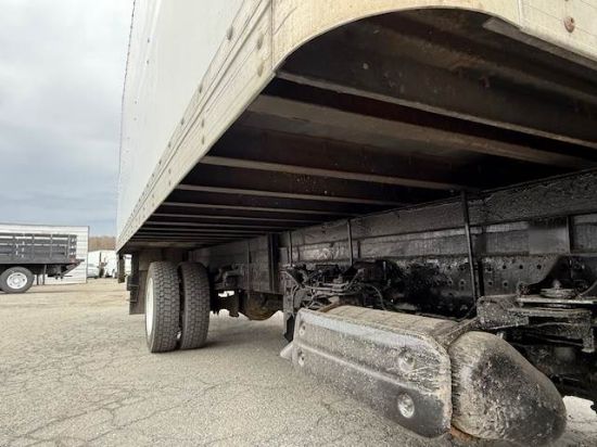 Picture of 2017 Hino XJC740 / XFC740 Box Truck - Supreme 20 FT Box Van, Liftgate, Delivery, Hauling, Storage, Dock Height J05E-TP