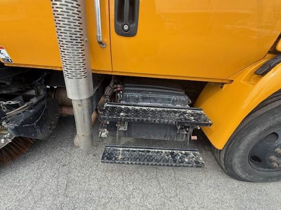 Picture of 2014 International DuraStar 4300 Sweeper Truck, Schwarze A7 TORNADO Sweeper, Road Cleaner, Diesel, LOW MILES, John Deere, Steel Hopper, Air Ride International DT466/Maxxforce DT