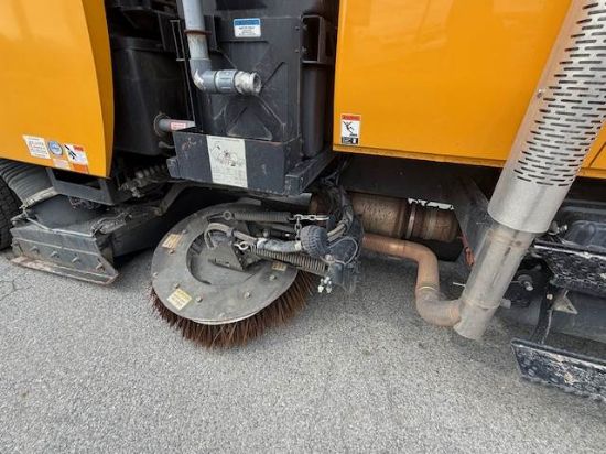 Picture of 2014 International DuraStar 4300 Sweeper Truck, Schwarze A7 TORNADO Sweeper, Road Cleaner, Diesel, LOW MILES, John Deere, Steel Hopper, Air Ride International DT466/Maxxforce DT