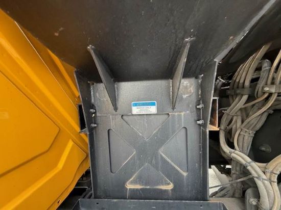 Picture of 2014 International DuraStar 4300 Sweeper Truck, Schwarze A7 TORNADO Sweeper, Road Cleaner, Diesel, LOW MILES, John Deere, Steel Hopper, Air Ride International DT466/Maxxforce DT