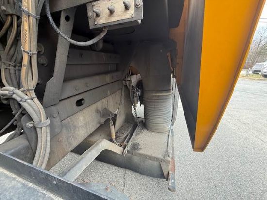 Picture of 2014 International DuraStar 4300 Sweeper Truck, Schwarze A7 TORNADO Sweeper, Road Cleaner, Diesel, LOW MILES, John Deere, Steel Hopper, Air Ride International DT466/Maxxforce DT