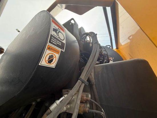 Picture of 2014 International DuraStar 4300 Sweeper Truck, Schwarze A7 TORNADO Sweeper, Road Cleaner, Diesel, LOW MILES, John Deere, Steel Hopper, Air Ride International DT466/Maxxforce DT
