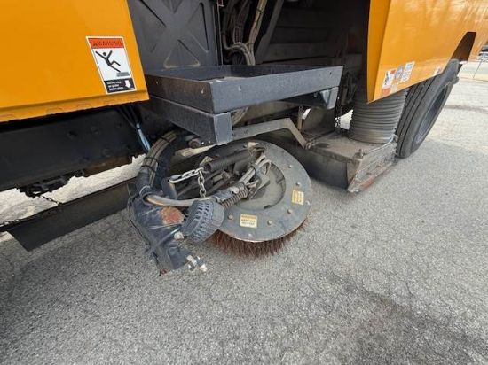 Picture of 2014 International DuraStar 4300 Sweeper Truck, Schwarze A7 TORNADO Sweeper, Road Cleaner, Diesel, LOW MILES, John Deere, Steel Hopper, Air Ride International DT466/Maxxforce DT